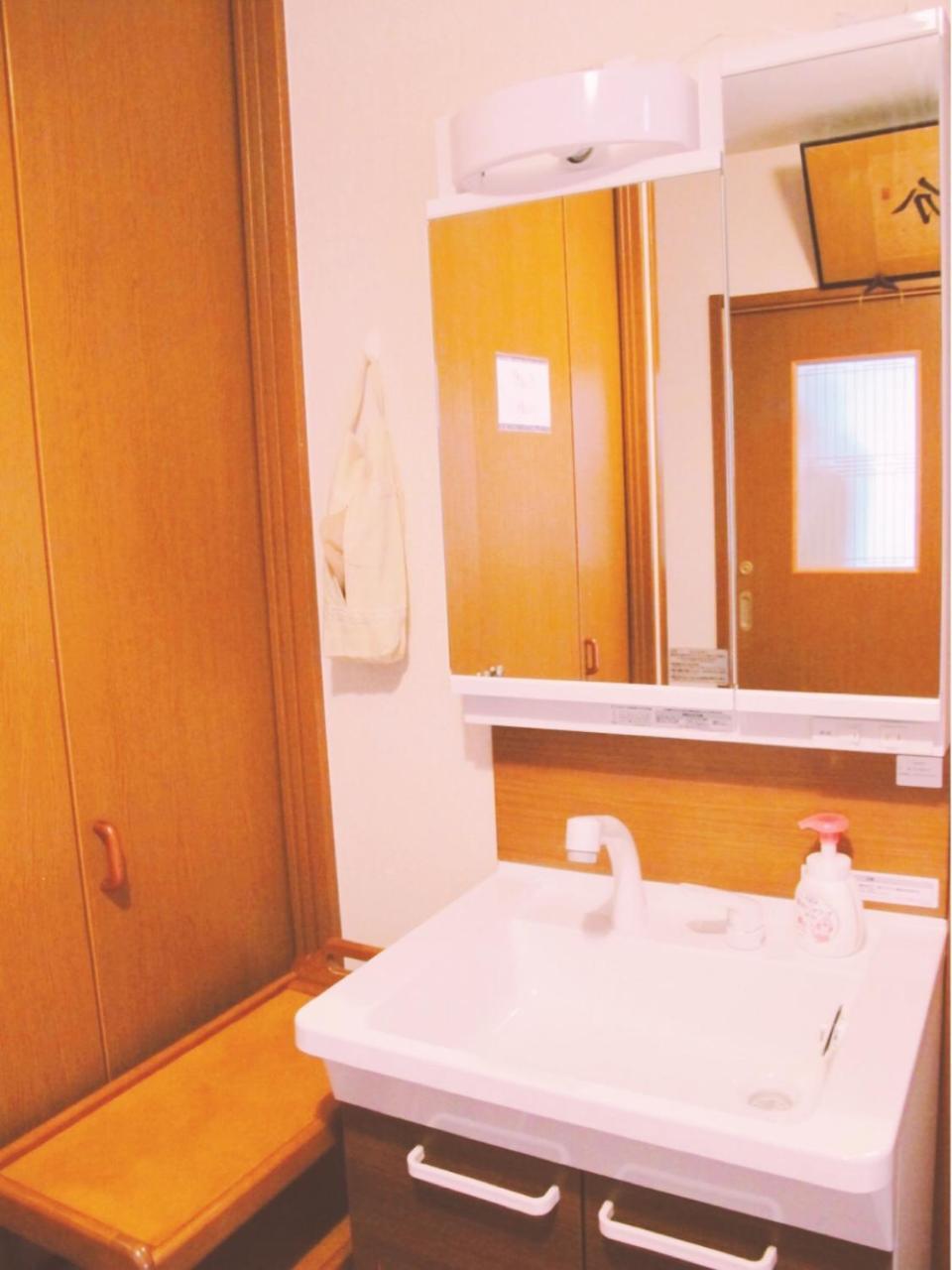 Eins Iga Otel Dış mekan fotoğraf