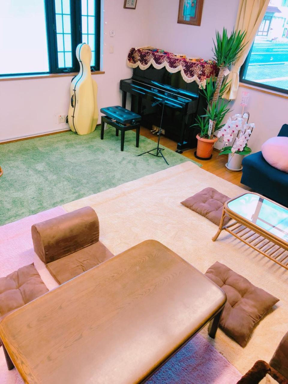 Eins Iga Otel Dış mekan fotoğraf